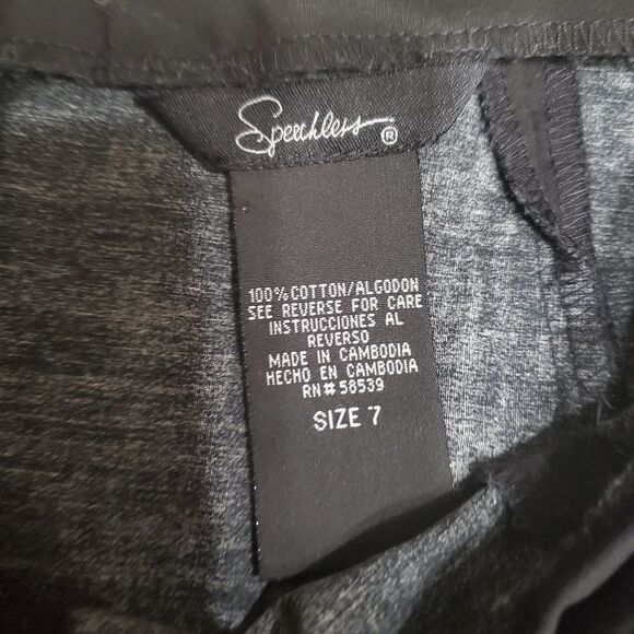 Speechless Black, Blue, & Brown Floral Skirt (7) - Picture 6 of 6